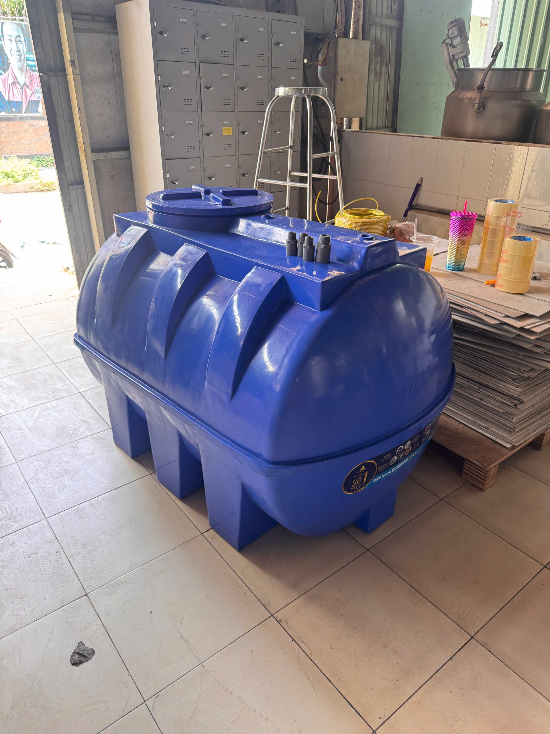 Những điều cần kiểm tra khi chọn mua bồn nhựa 2000L ngang